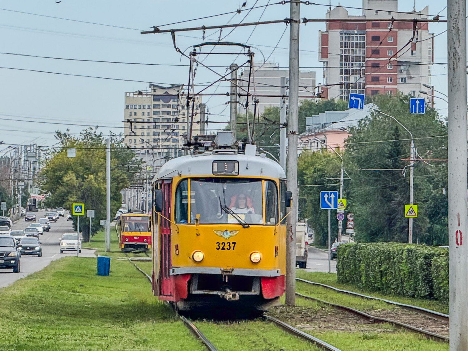 Фото