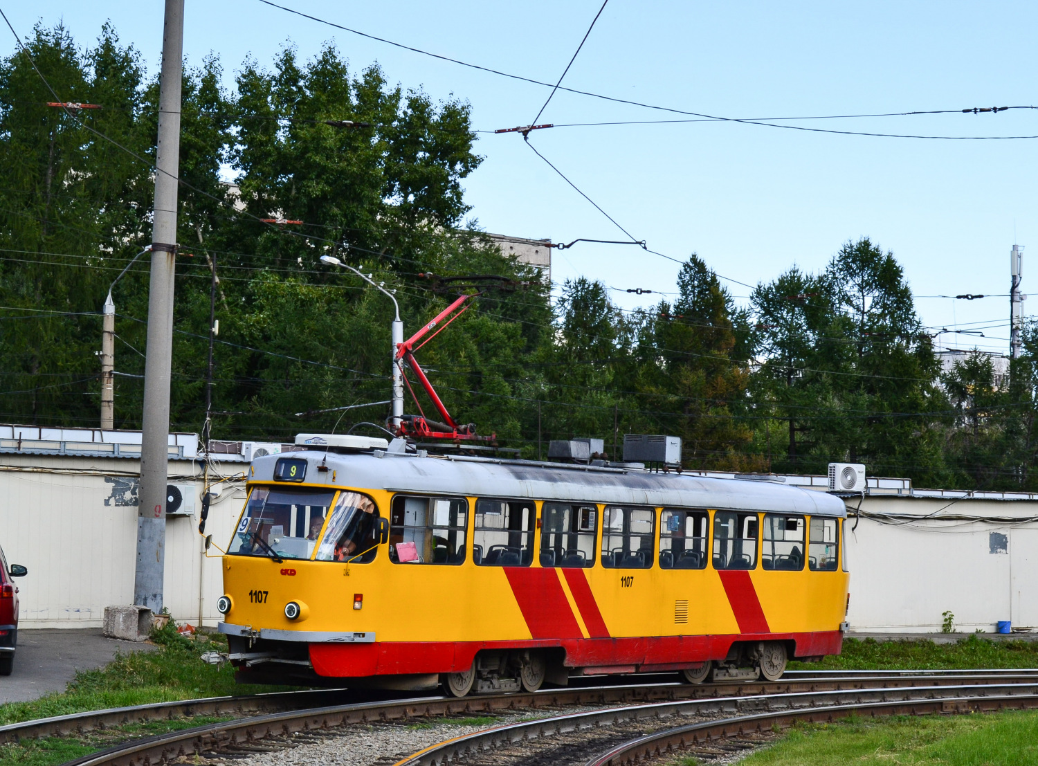 Фото