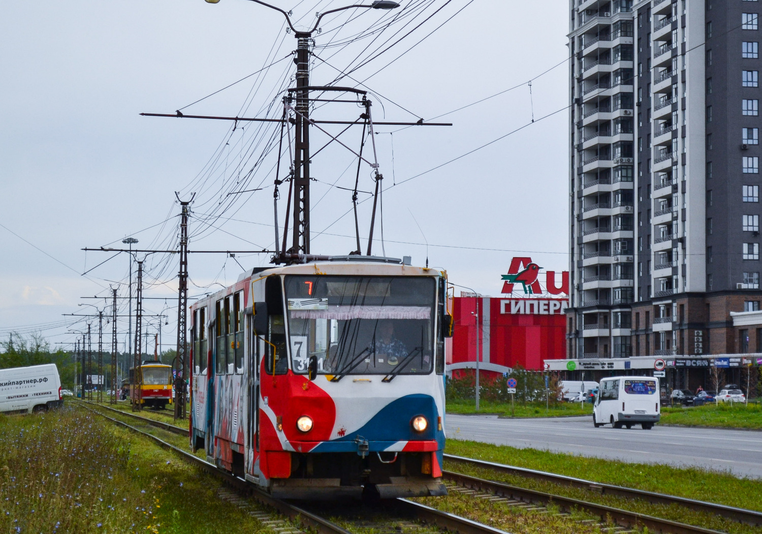 Фото